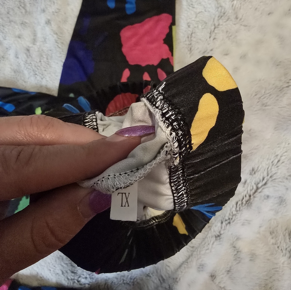 Colorful Handprint Set NWOT - Picture 6 of 6